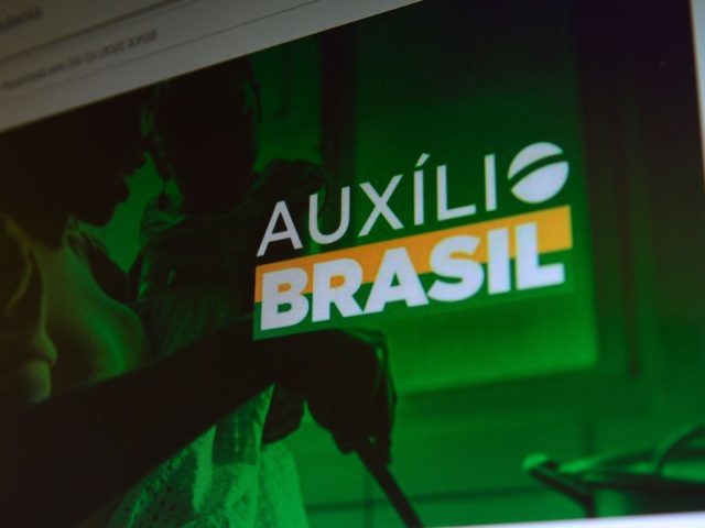 Parcela de junho do Auxílio Brasil é paga aos beneficiários com Número de Inscrição Social com final 7