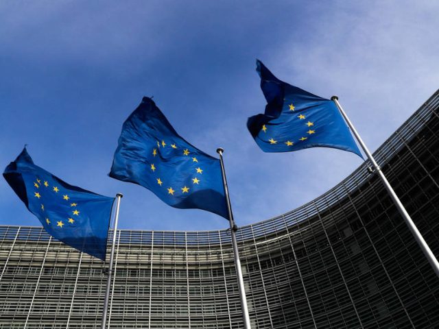 Rússia afirma que novas sanções da União Europeia terão “consequências devastadoras” para a economia global